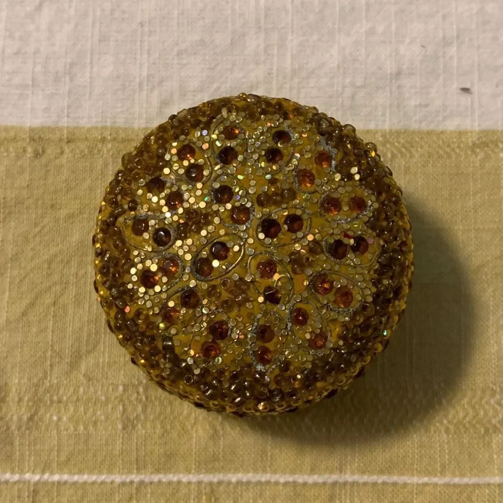 Tiny Circular Beaded Jewelry Box